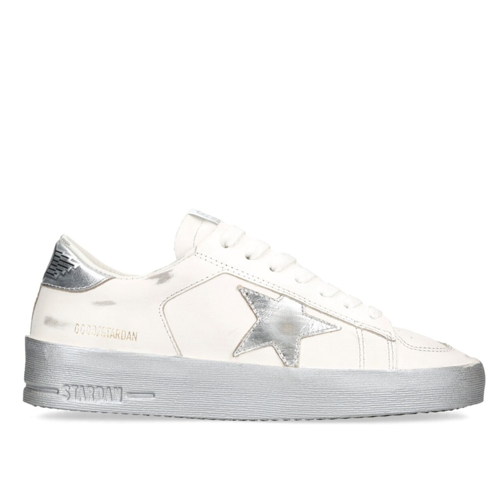 GOLDEN GOOSE 
Leather Stardan Sneakers